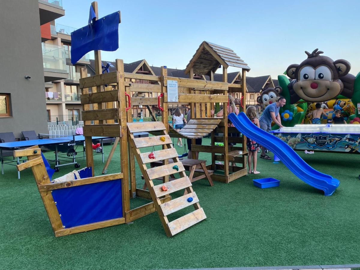 Apartment Family Besenova - Free Swimming Pool エクステリア 写真