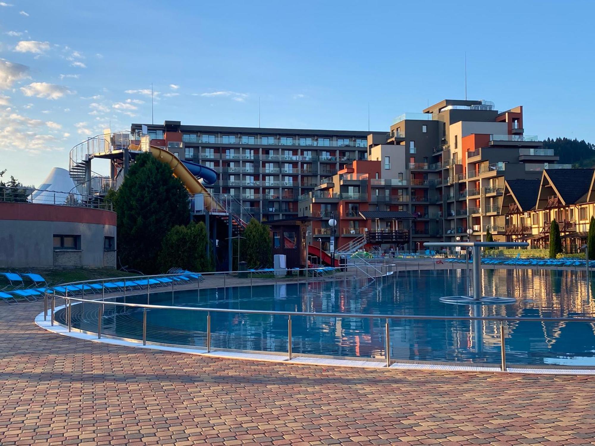 Apartment Family Besenova - Free Swimming Pool エクステリア 写真